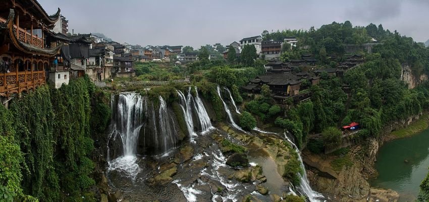 Xiangxi Tujia